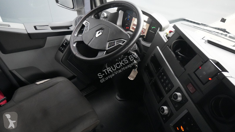 Tracteur Renault T 530 mega tractor unit