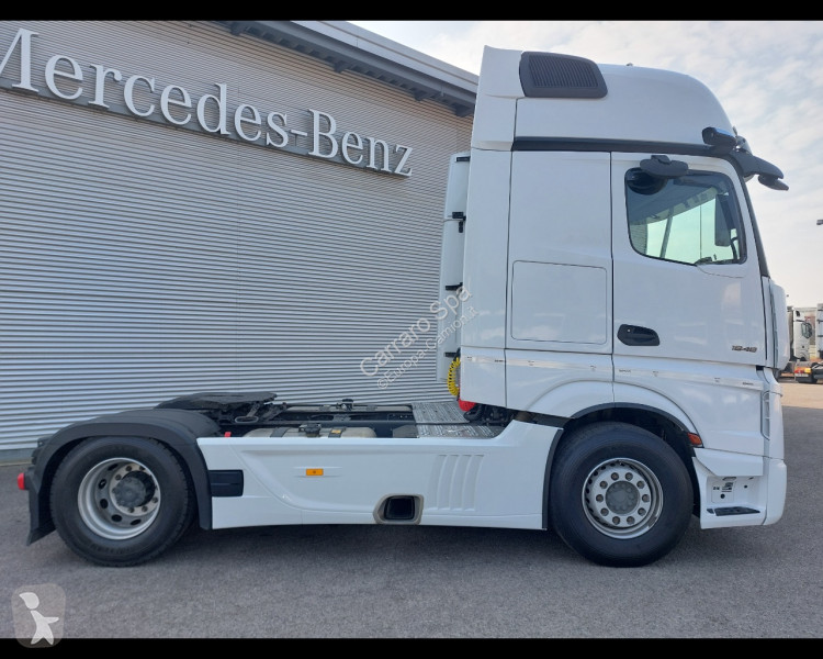 Trattore Stradale Mercedes 5 18 4x2