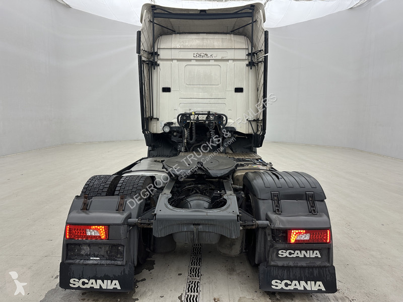 جرار Scania 410