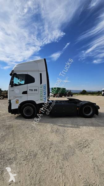 جرار Iveco