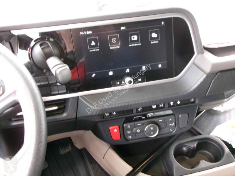 جرار DAF XG  FT 4X2