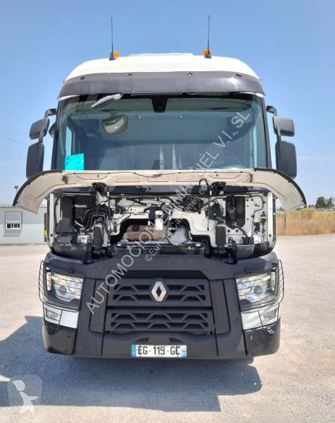 جرار Renault 480 XROAD TSeries