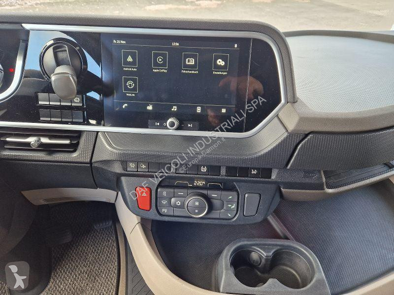 جرار DAF XG  FT 4X2
