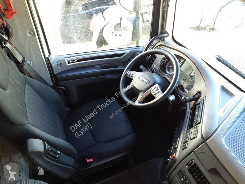 Tracteur DAF XF  FT 4X2