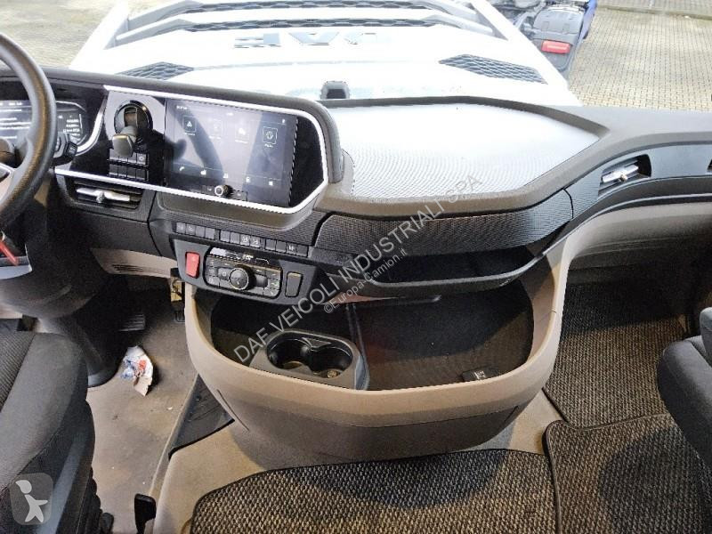جرار DAF XG  FT 4X2