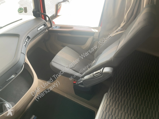 جرار DAF XG  FT 4X2