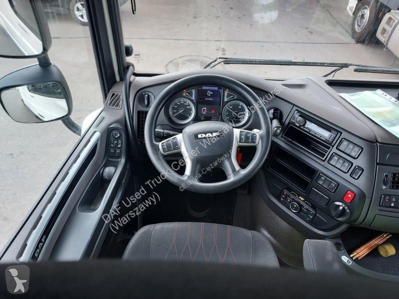 جرار DAF XF  FT 4X2