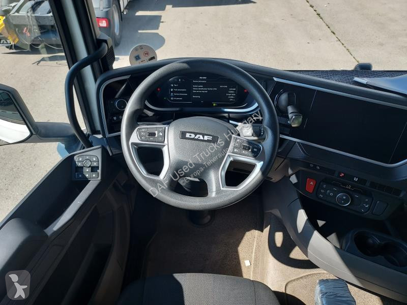 جرار DAF XFn  FT 4X2