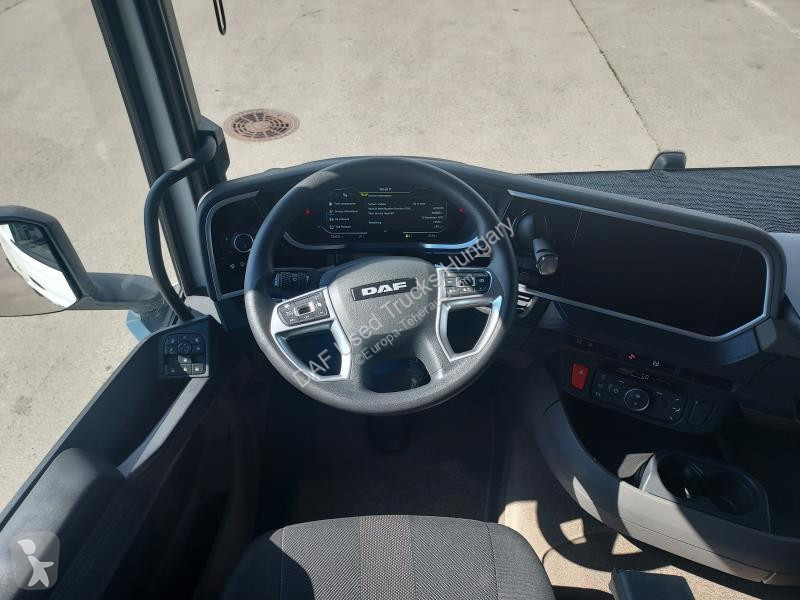 جرار DAF XFn  FT 4X2