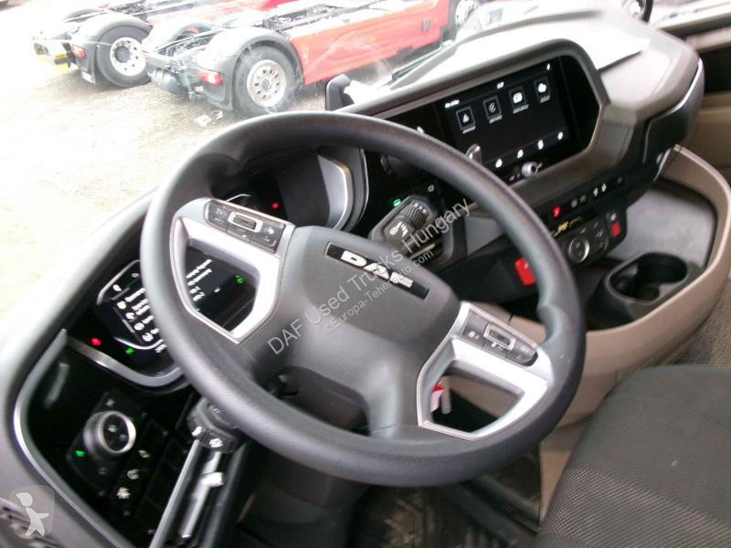 جرار DAF XG  FT 4X2