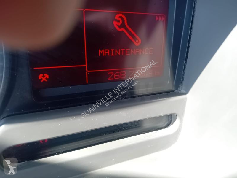 جرار Renault 450 DXi