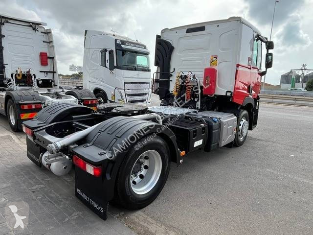 جرار Renault