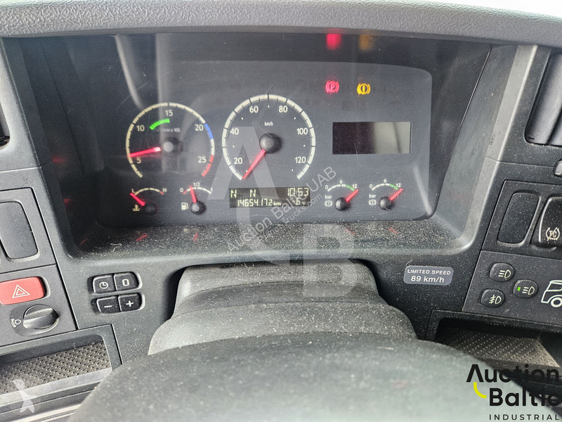 جرار Scania 480