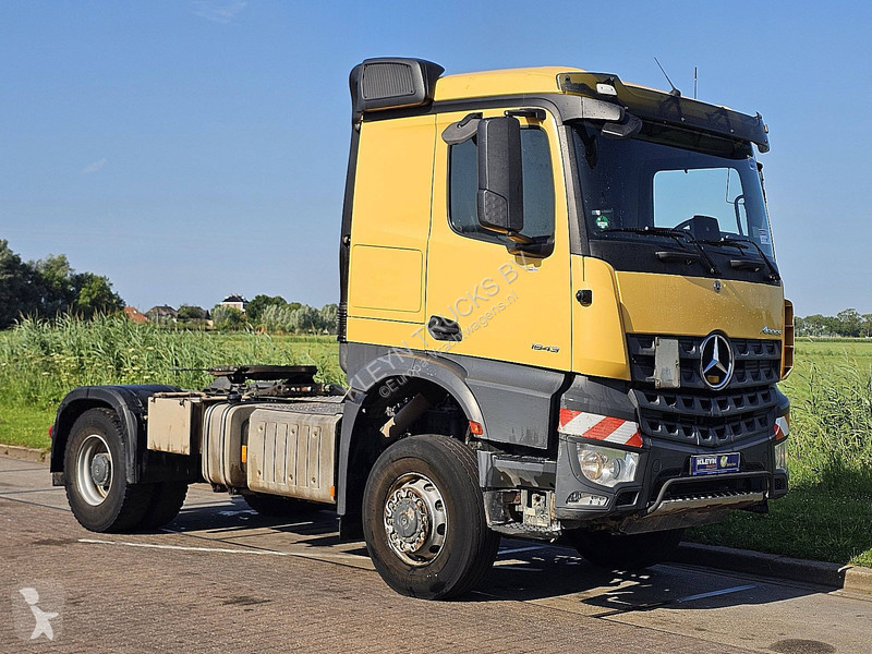 جرار Mercedes AROCS 2043 AS steel suspension