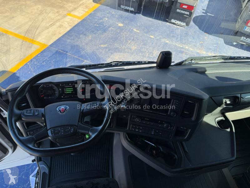 جرار Scania 500