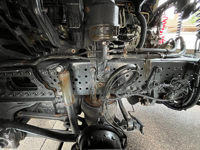 Tracteur Mercedes 1845 Volumen-SZM, Mega,...