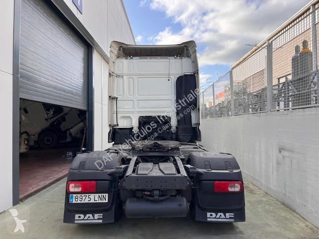 Nyergesvontató DAF 480 FT 4X2