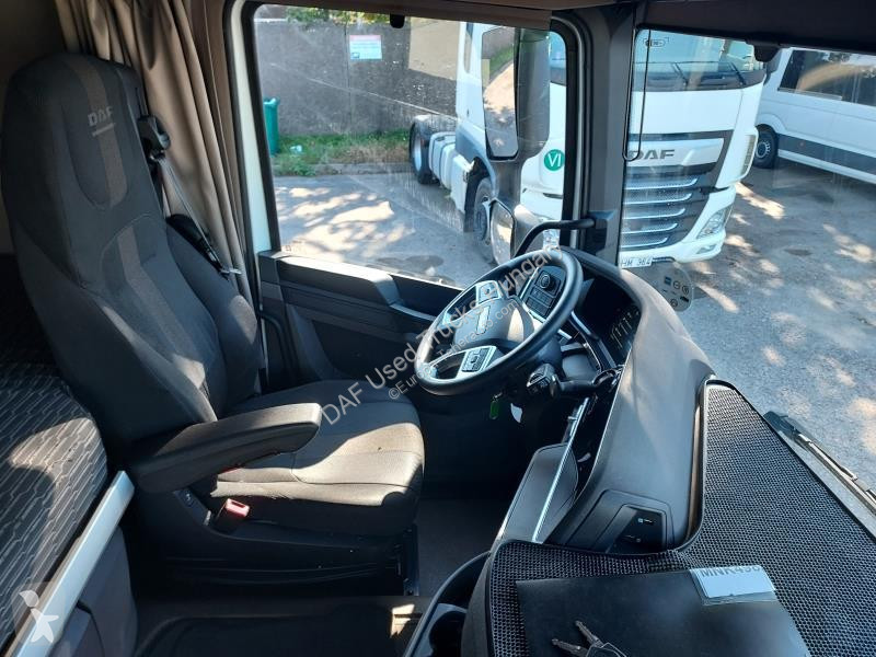 Tratores DAF XFn  FT 4X2