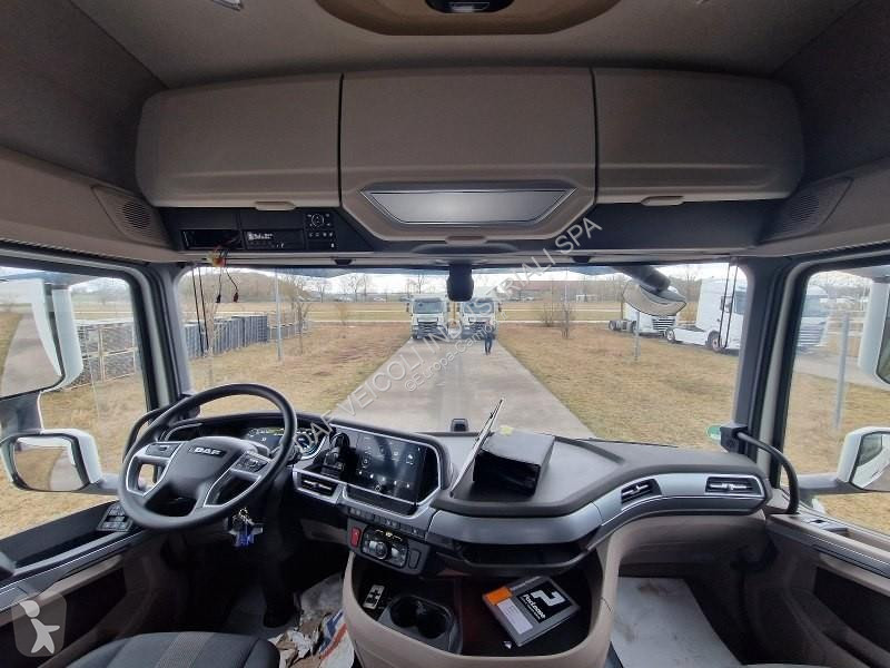 جرار DAF XG  FT 4X2