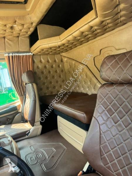 جرار Scania