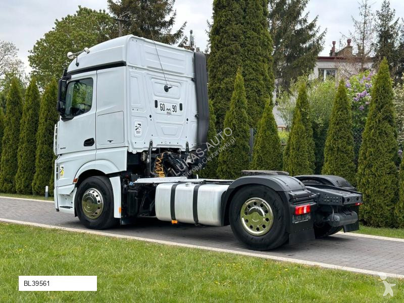 جرار Mercedes ACTROS 1845 AUTOMATIC FRIGDE