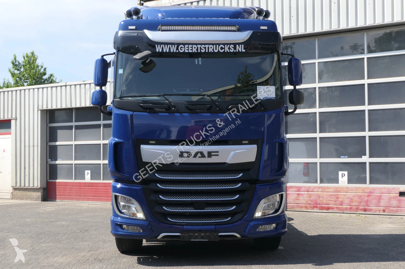 Trekker DAF XF  | Intarder | 2 Tanks | 517050Km...