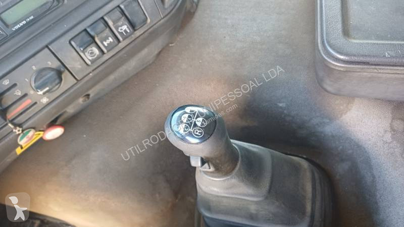 جرار Volvo