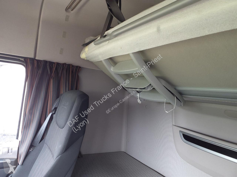 جرار DAF XF  FT 4X2