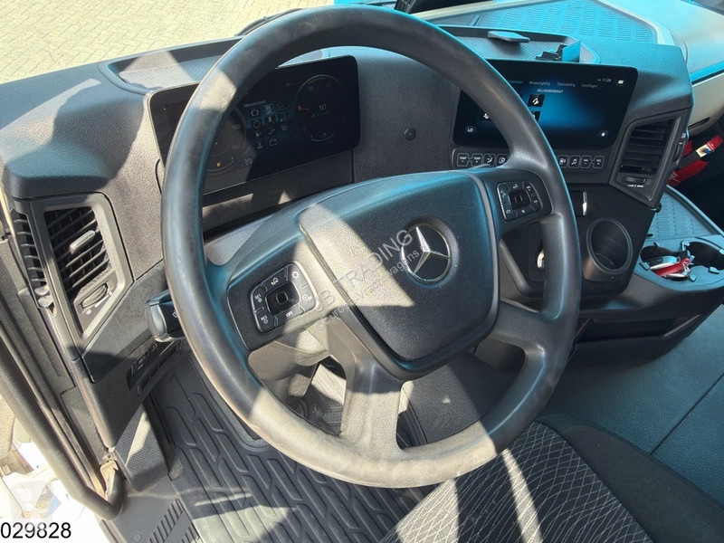 جرار Mercedes 1845 EURO 6d