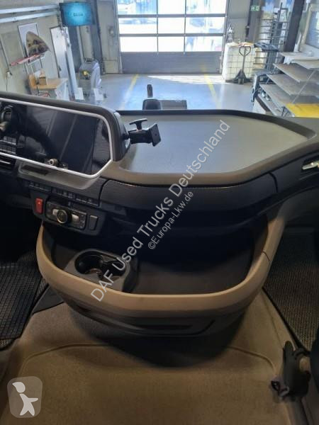 Trekker DAF XG  FT 4X2