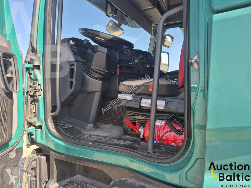 جرار Renault T430
