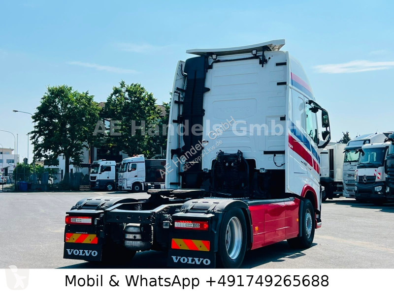 جرار Volvo 500 GlobeXL BL...
