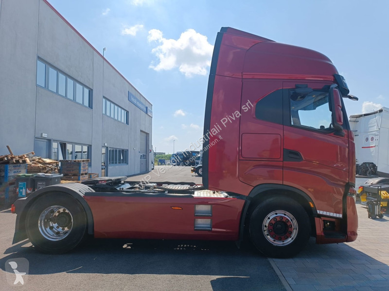 Cabeza tractora Iveco 510