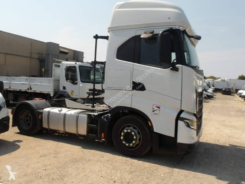 جرار Iveco