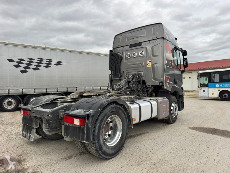 Tracteur Renault