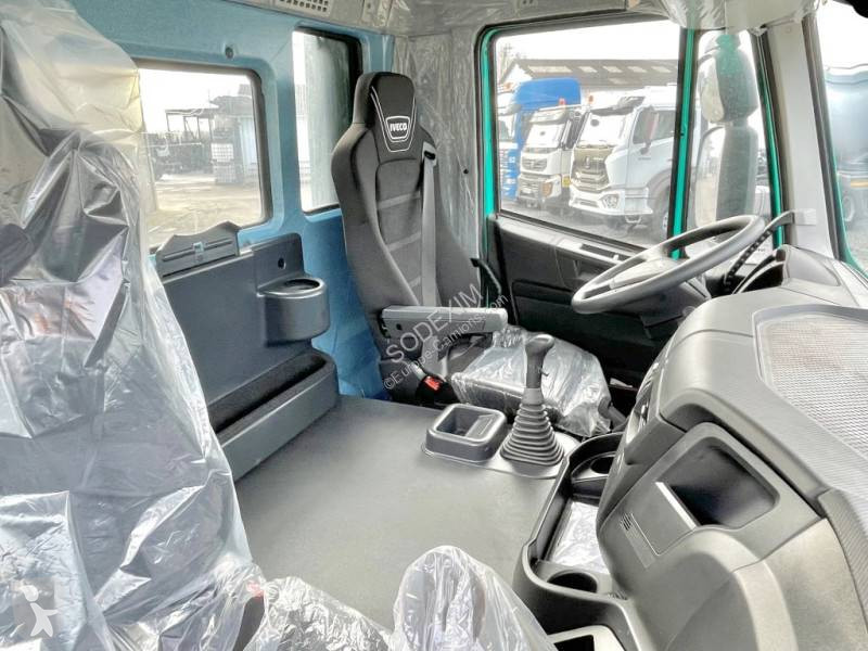 جرار Iveco