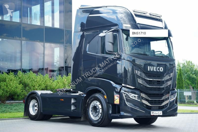 Влекач Iveco 510