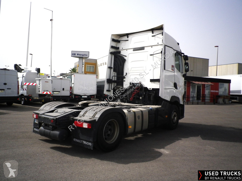 Cabeza tractora Renault