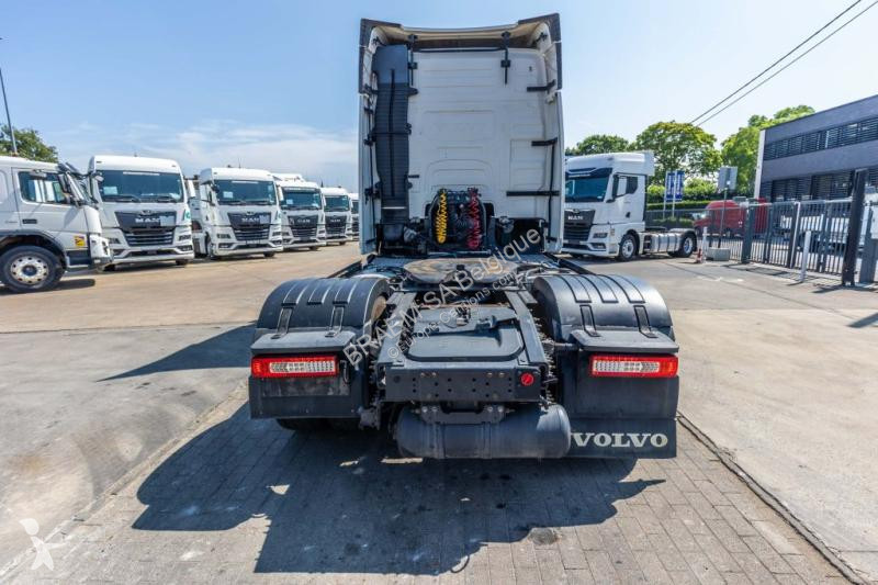 جرار Volvo 500 + INTARDER + HYDR.