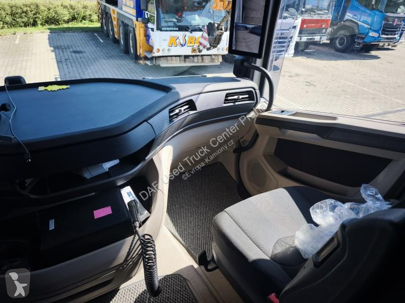 Tratores DAF XG  FT 4X2