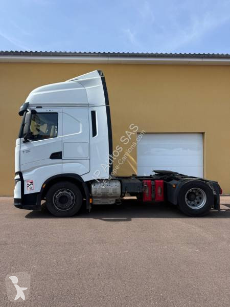 جرار Iveco
