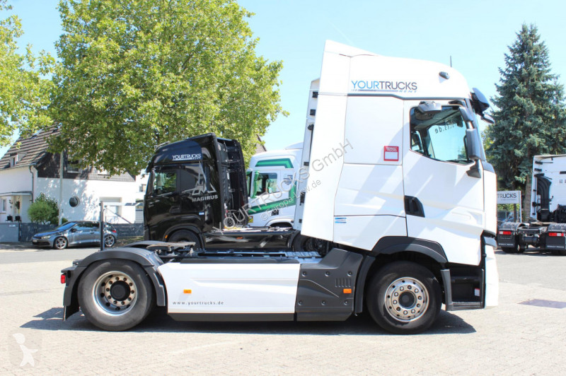 جرار Renault   T520 Retarder High-Sleeper LED 2...