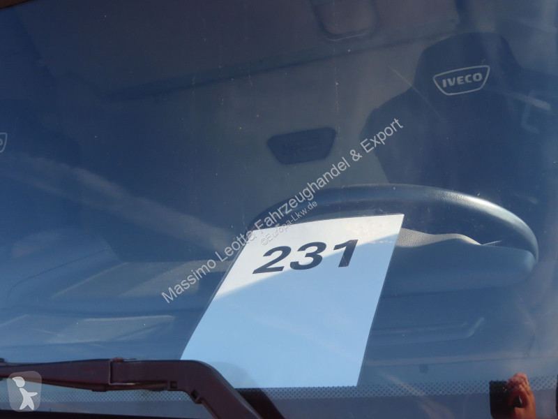 جرار Iveco S-Way 570 Intarder FZ.231