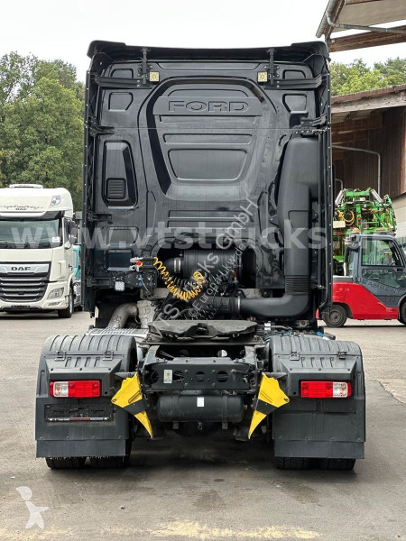 جرار Ford 500 4x2 Blatt-/Luft, Euro6e