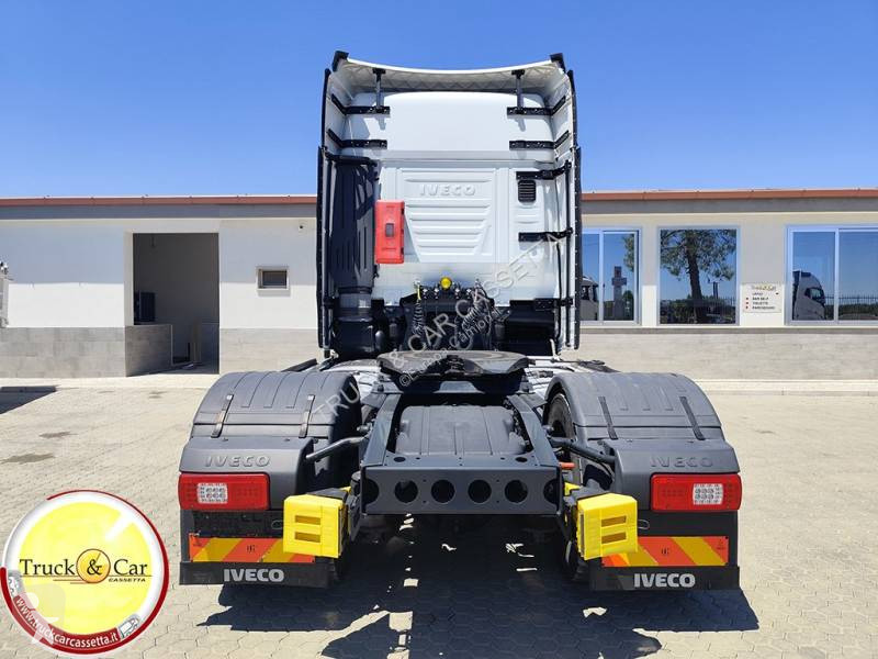 جرار Iveco