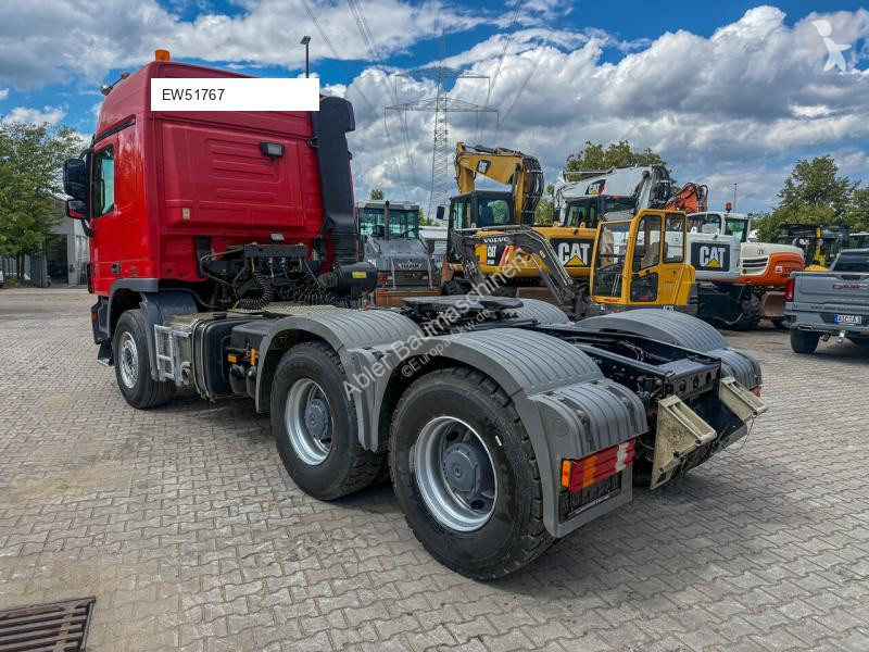 Cabeza tractora Mercedes 3351 MP3