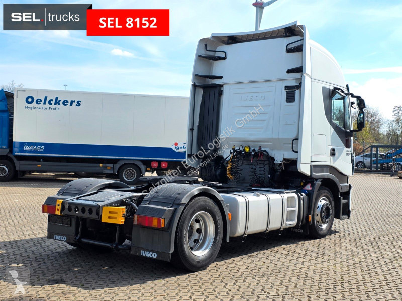 جرار Iveco 420 / Intarder