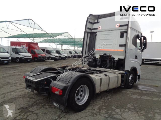 جرار Iveco S-WAY AS440S49T/P