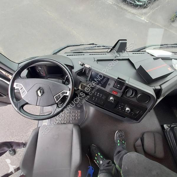جرار Renault
