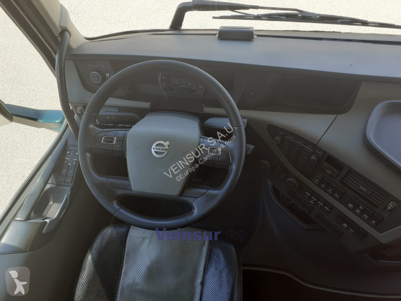 Cabeza tractora Volvo 4